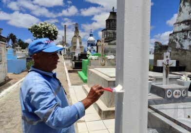 Prefeitura de Macaíba realiza manutenção em cemitérios para o Dia de Finados