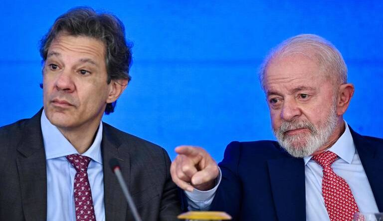 Lula instrui aliados a se contrapor a centrão após base frustrar governo