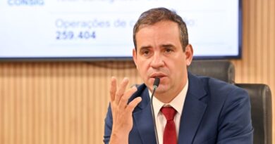 Comissão da Assembleia convoca Cadu Xavier para explicar atraso dos consignados