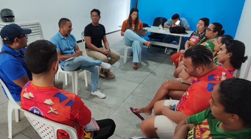 Cultura de Macaíba debate calendário e fomento com grupo juninos