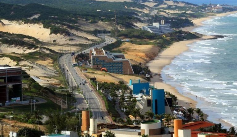 MPF apura medidas para proteger fauna marinha na Via Costeira de Natal (RN)