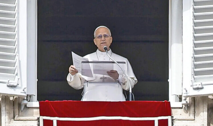Papa: estou na África para encorajar católicos, não debater com Trump