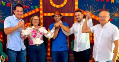 Kleber Rodrigues participa de ato que oficializa apoio do prefeito de Santo Antônio a Allyson Bezerra